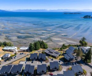 Sunridge Beachside Retreat by EMR Vacation Rentals